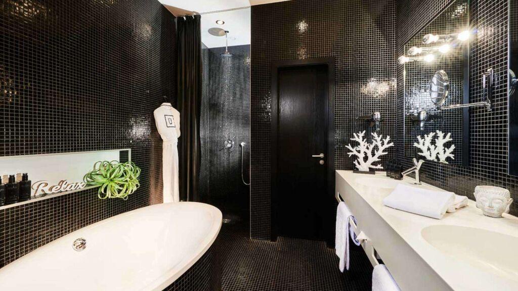 hotel image 36