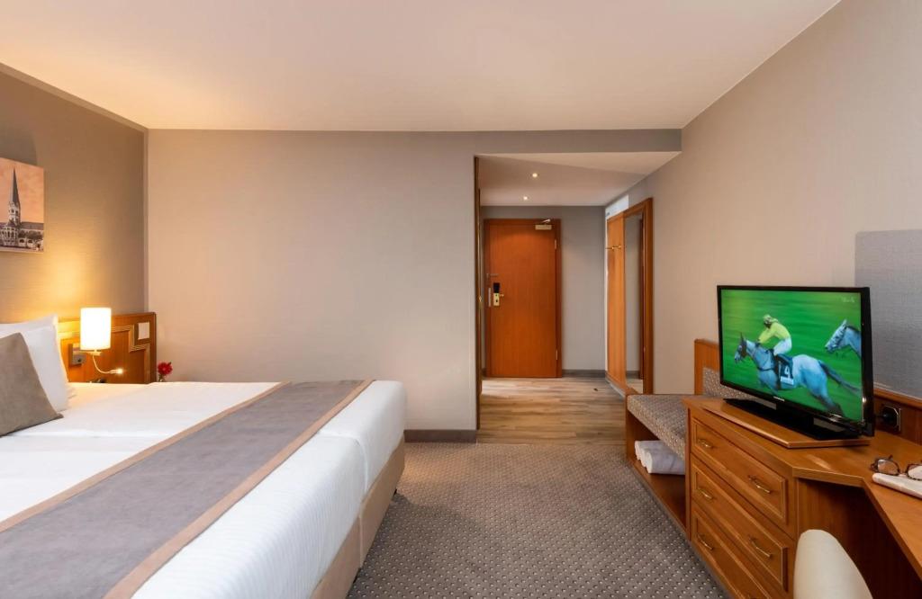 hotel image 35