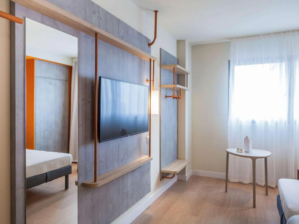 hotel image 11