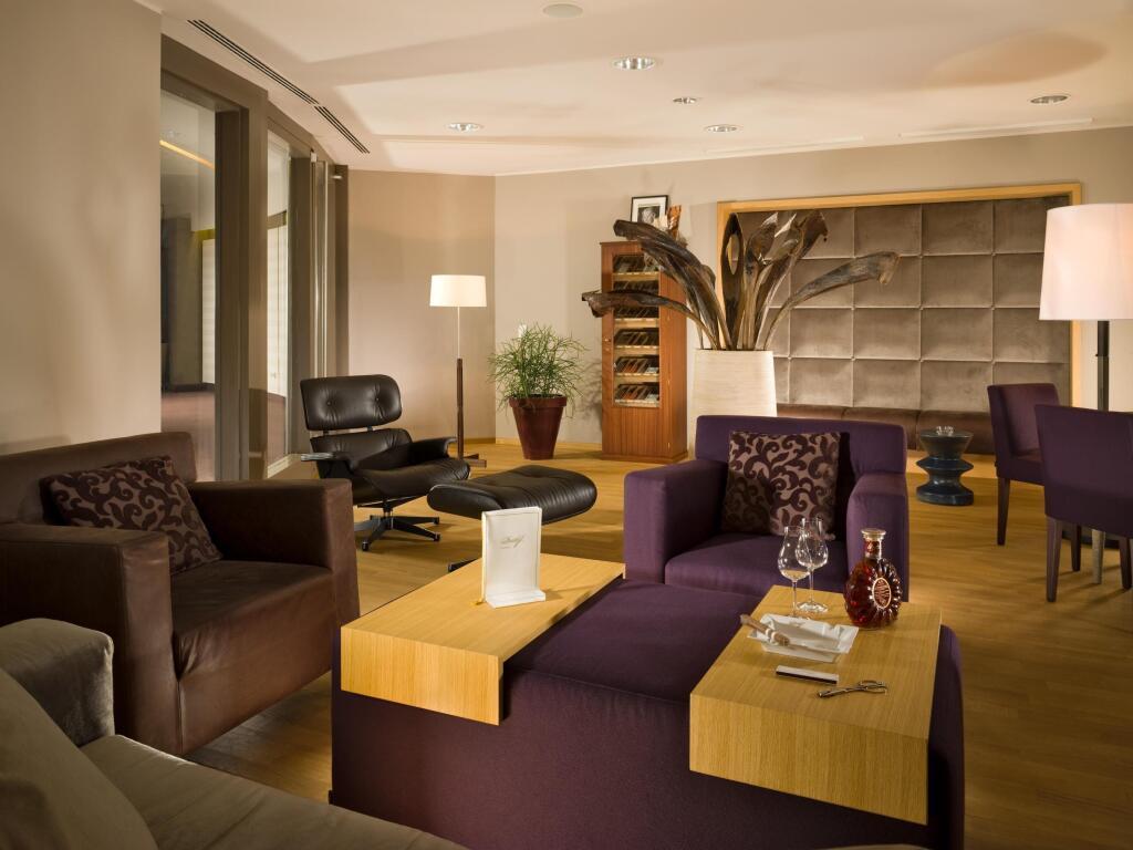 hotel image 12