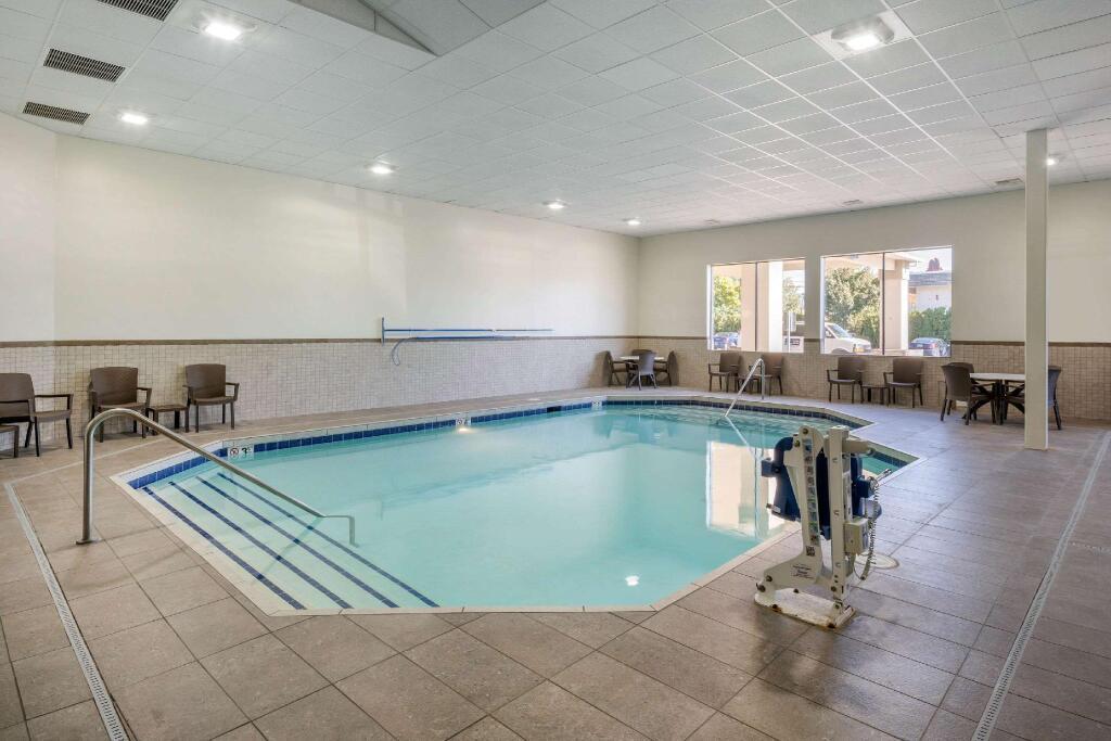 hotel image 8