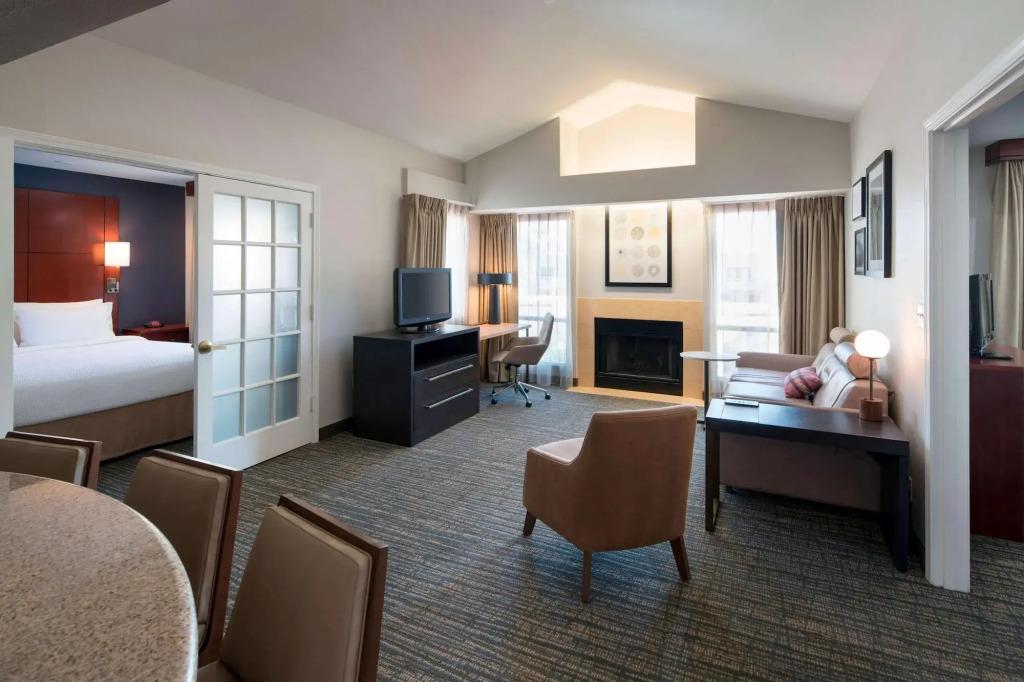 hotel image 16