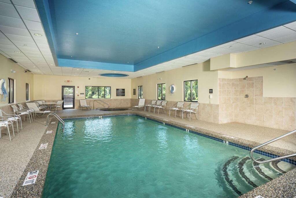 hotel image 9