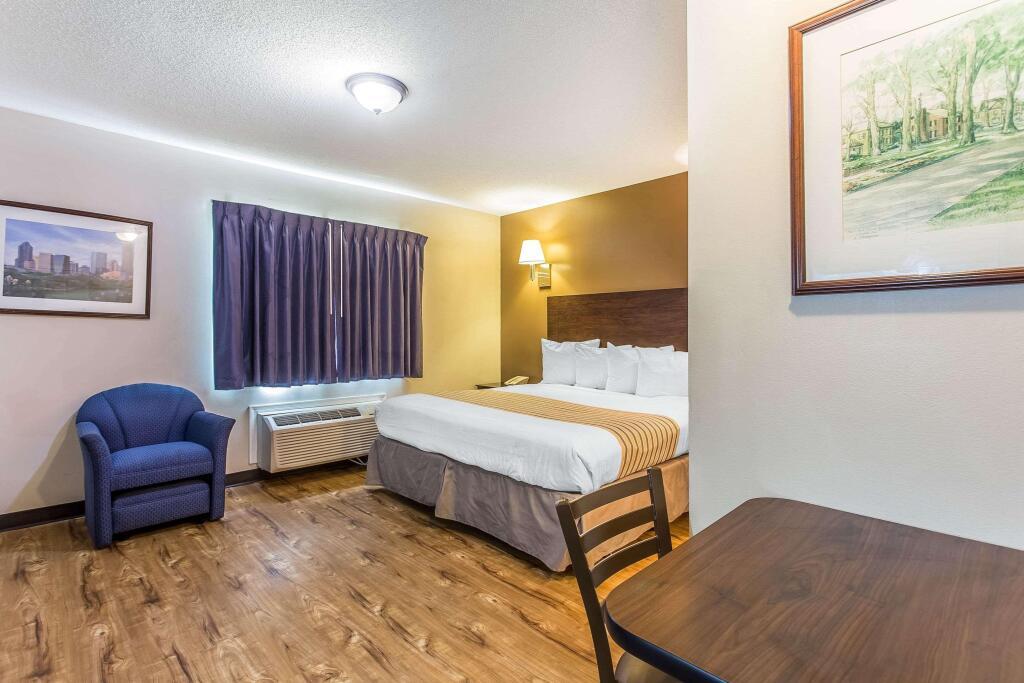 hotel image 16