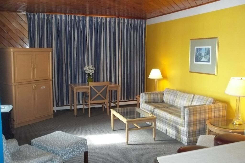 hotel image 10