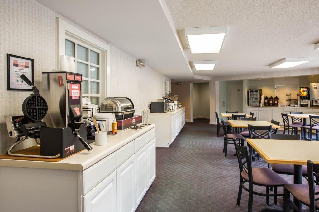 hotel image 10