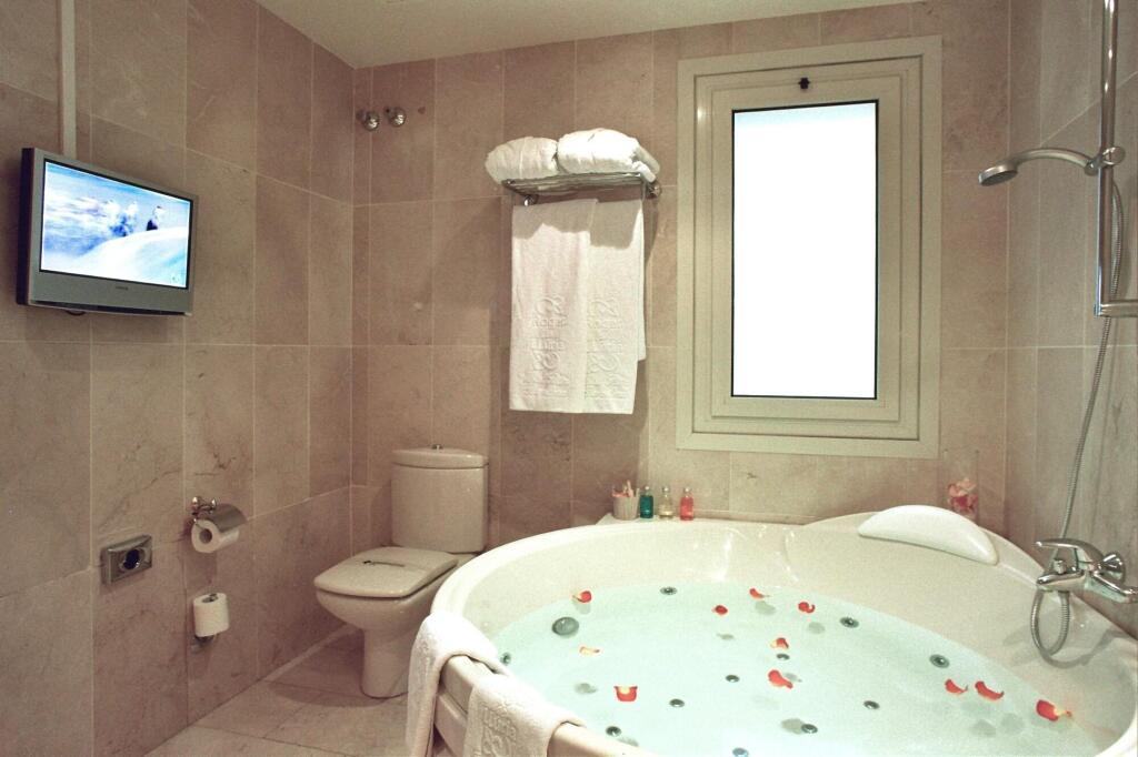 hotel image 16