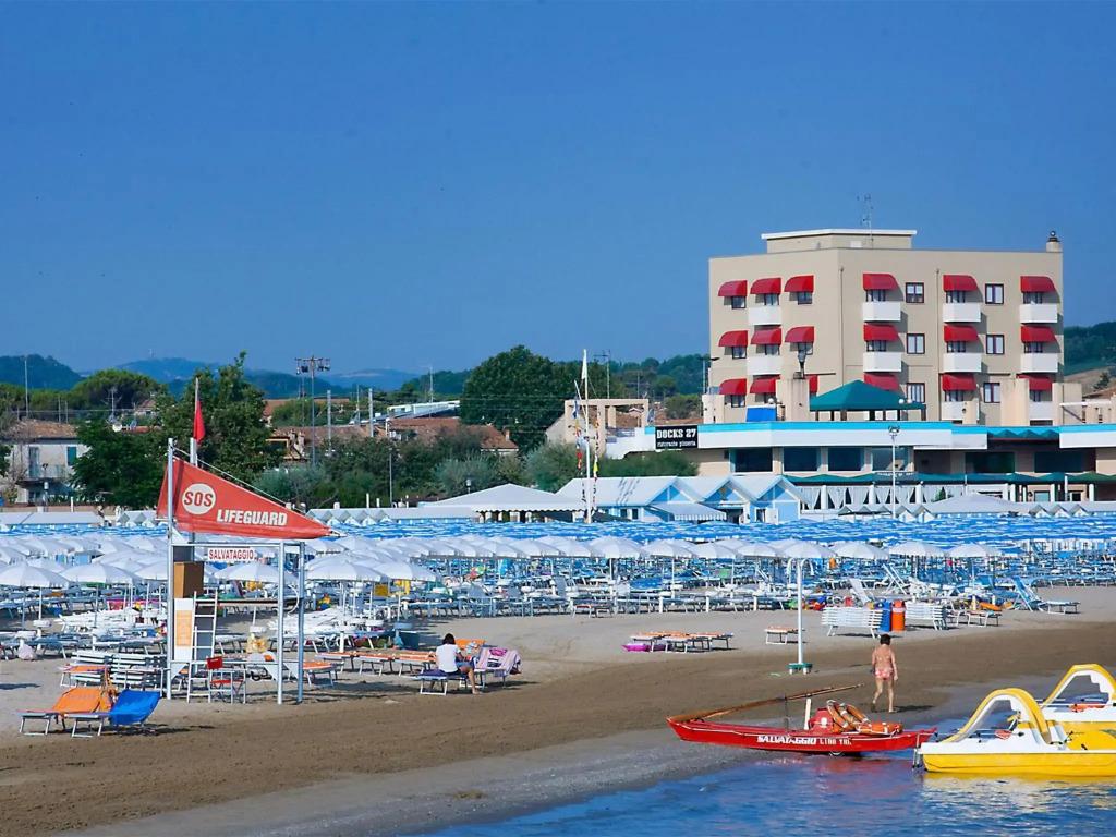 hotel image 10