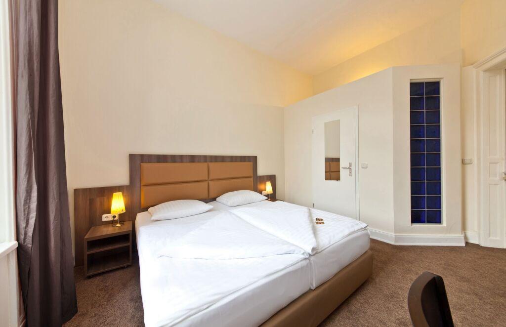 hotel image 32
