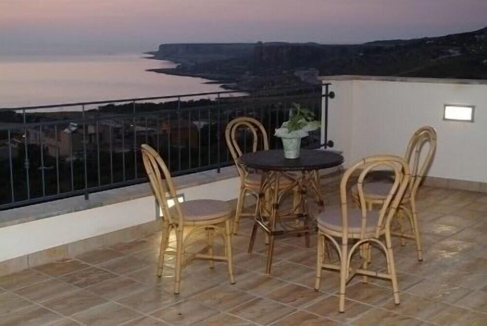 hotel image 16