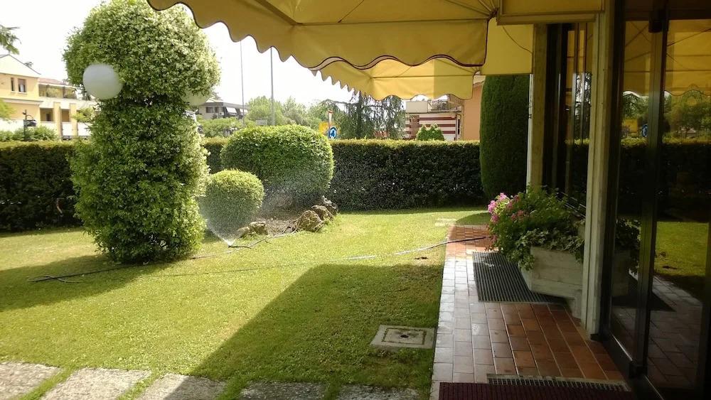 hotel image 11