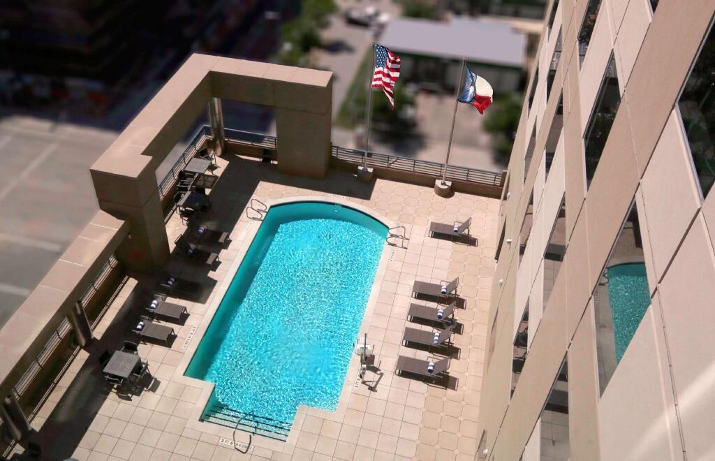 hotel image 16