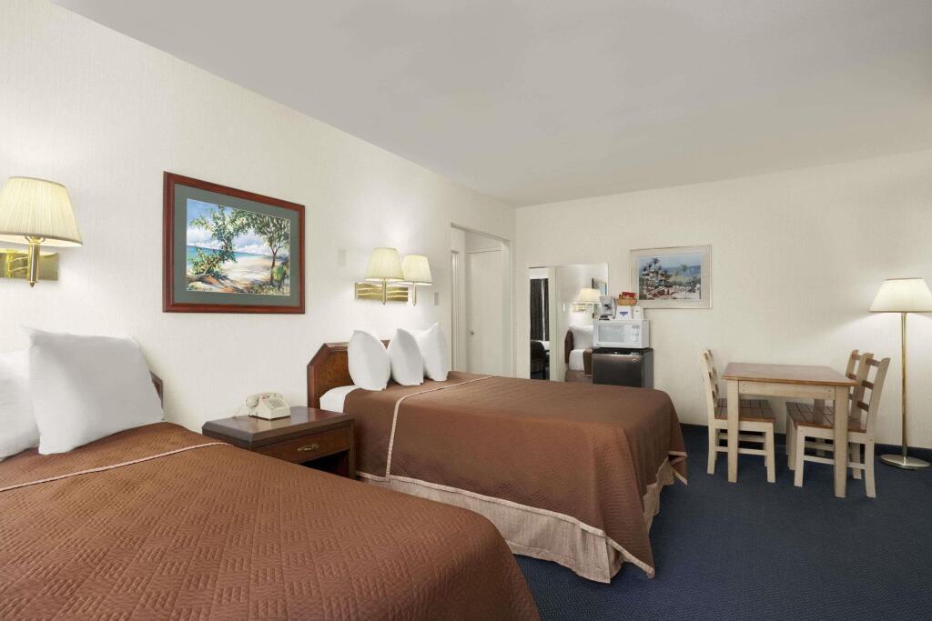 hotel image 13