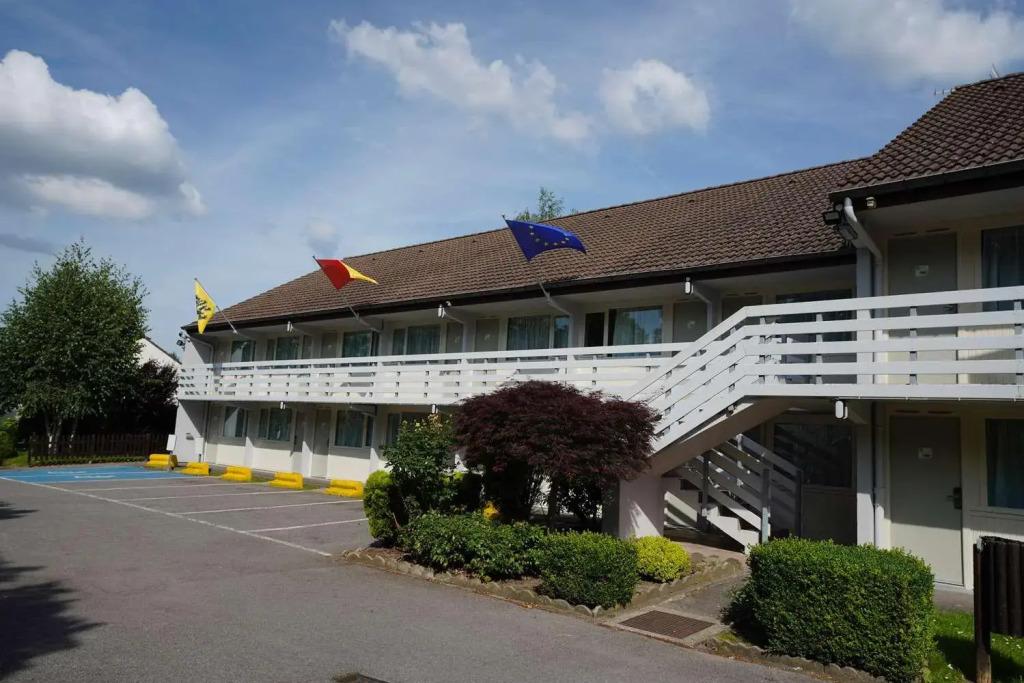 hotel image 10