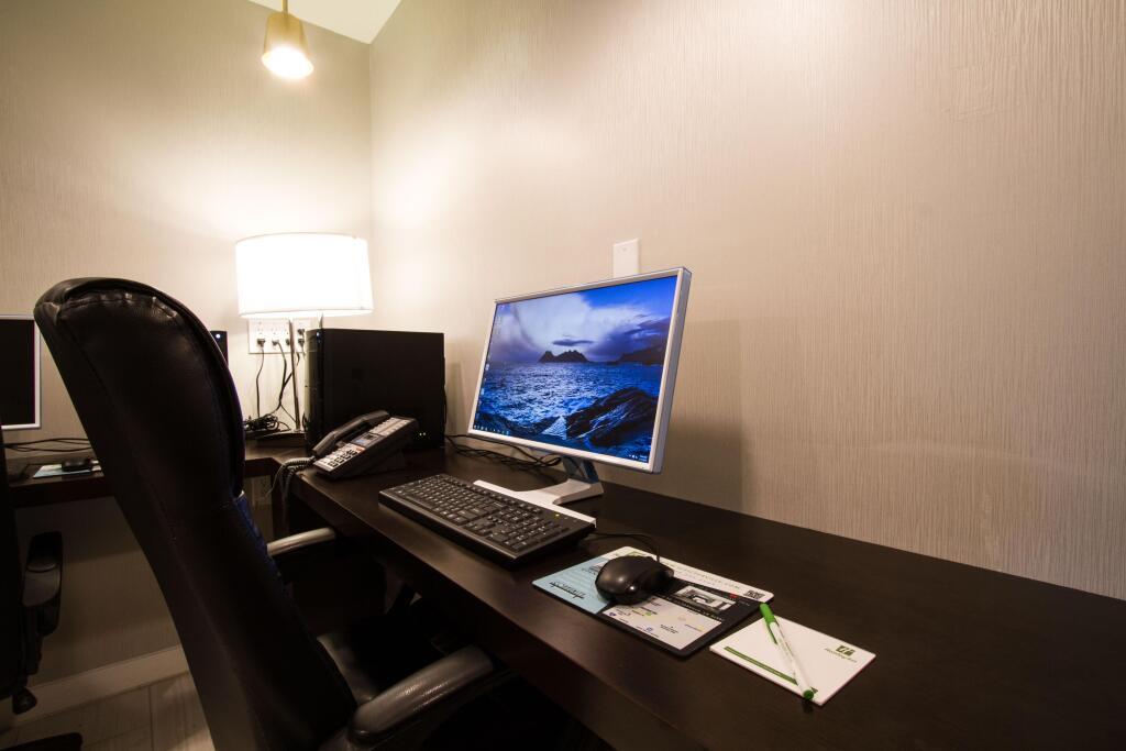 hotel image 12
