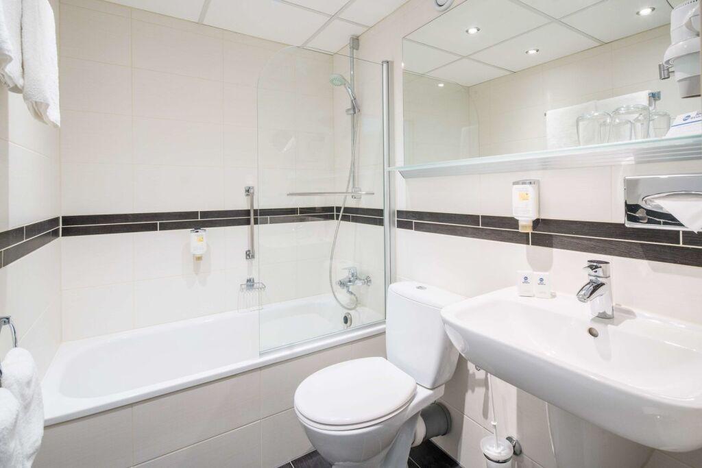 hotel image 10