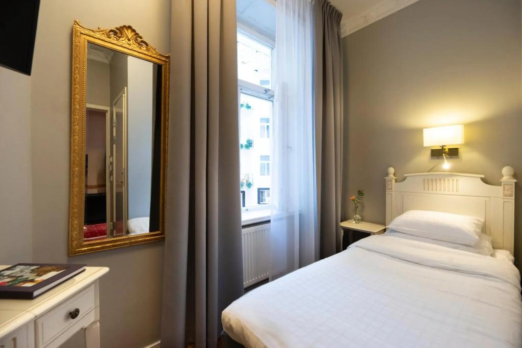 hotel image 15