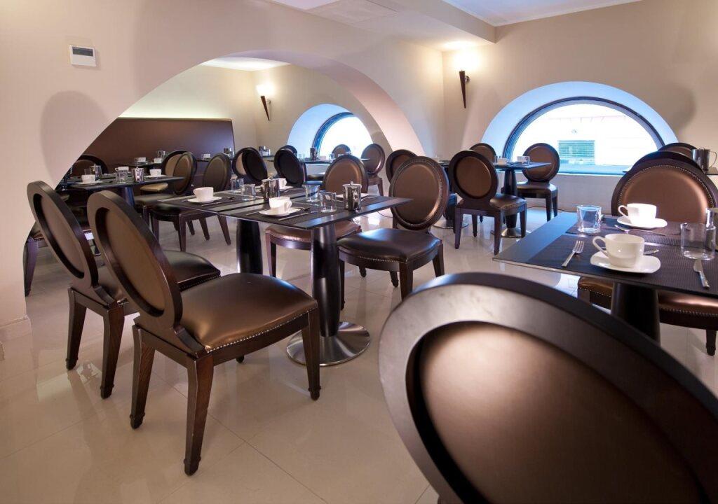 hotel image 13