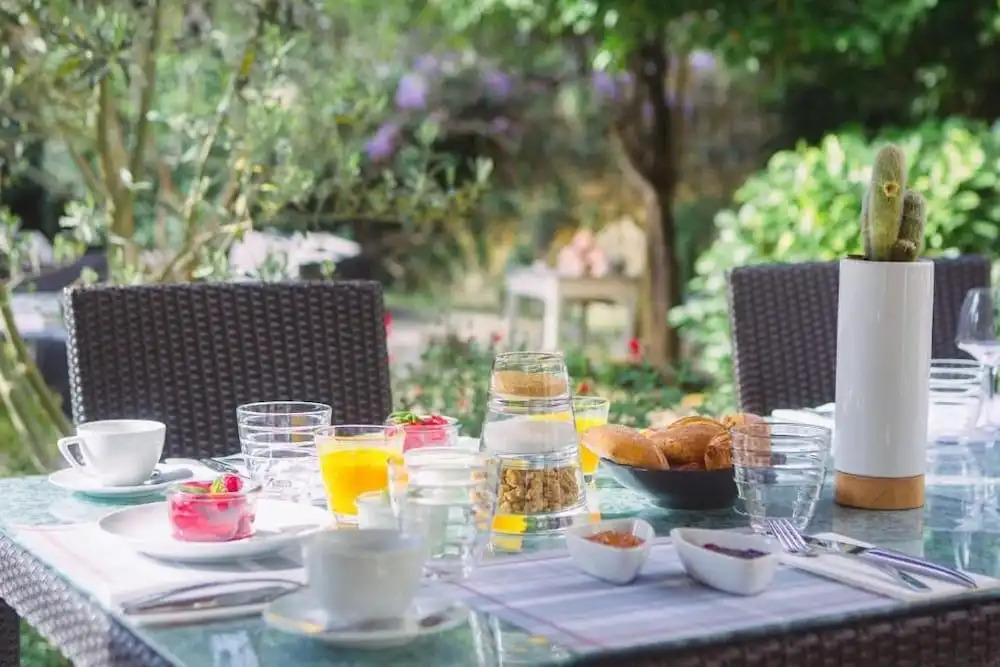 hotel image 12