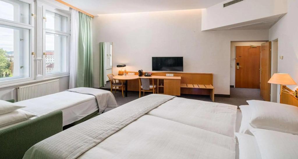 hotel image 42