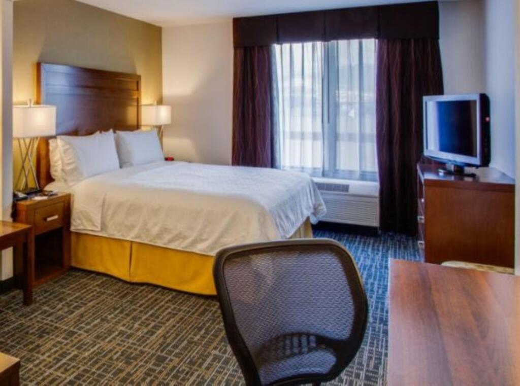 hotel image 13