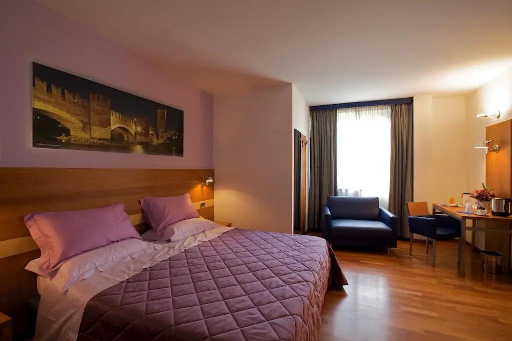 hotel image 16