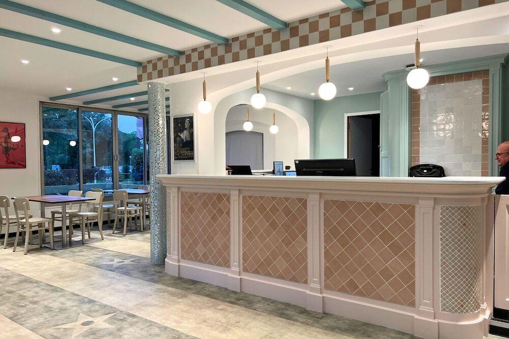 hotel image 12