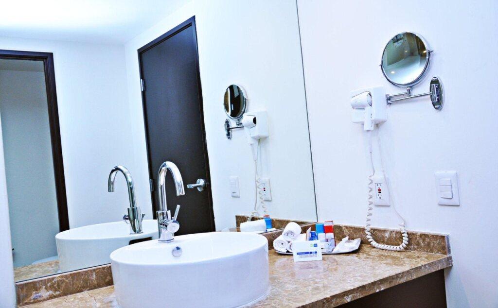 hotel image 11
