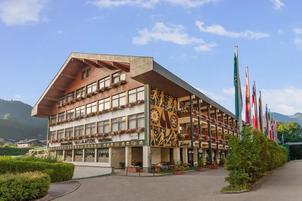 hotel image 12