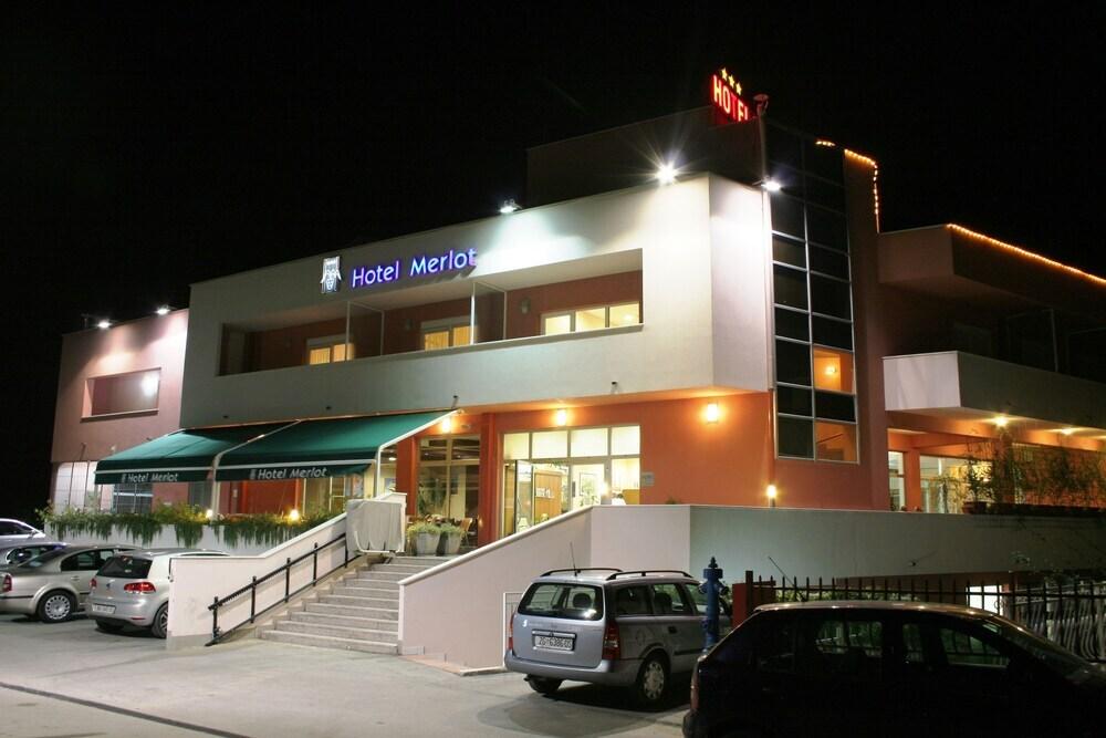 hotel image 52