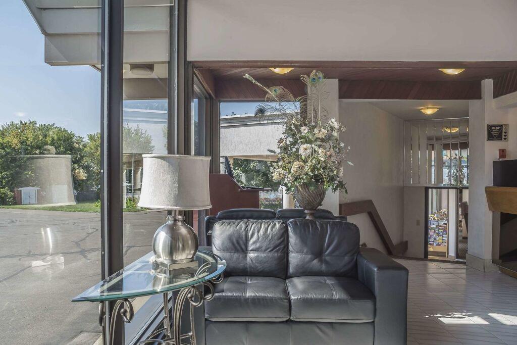 hotel image 16