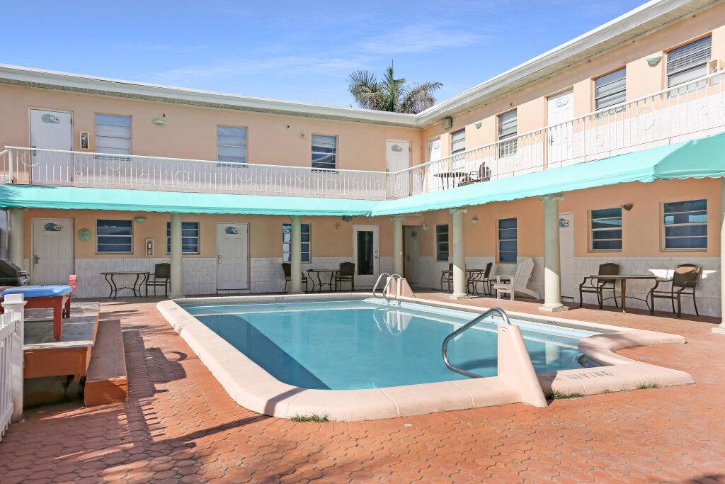 hotel image 16