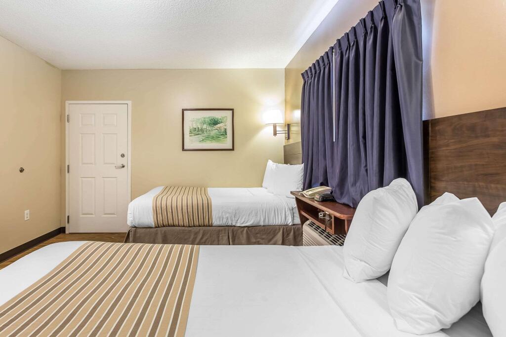 hotel image 13