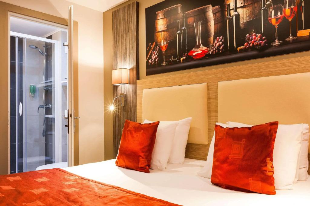 hotel image 10
