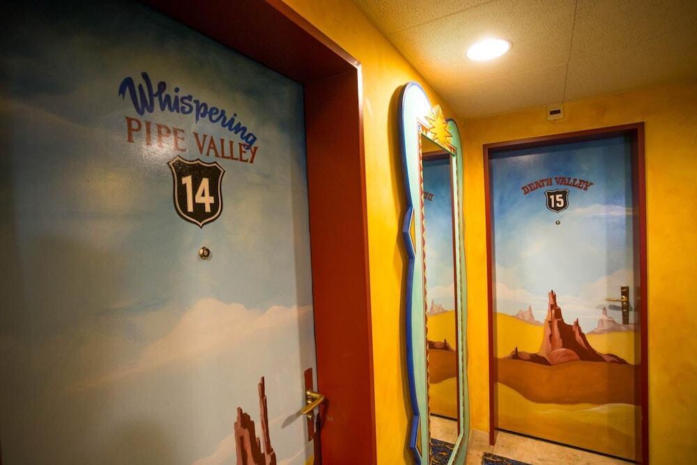 hotel image 32