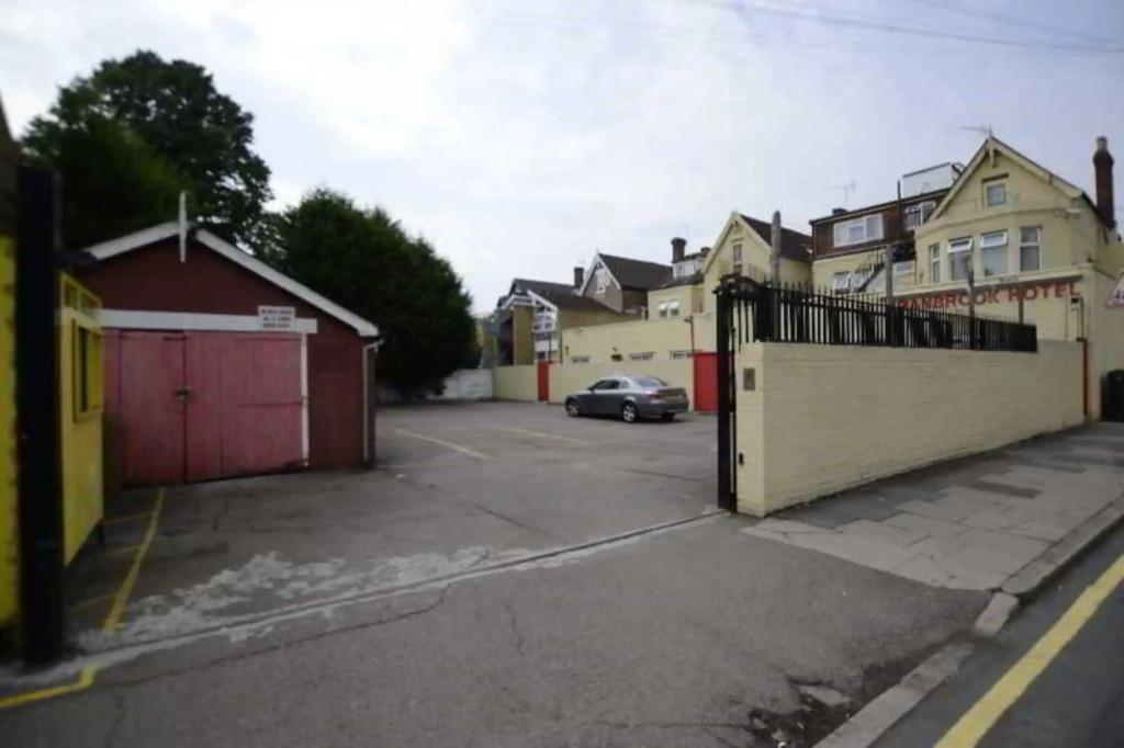 hotel image 10