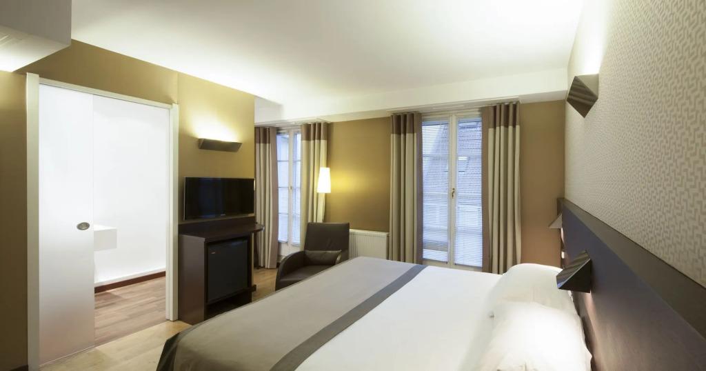 hotel image 10