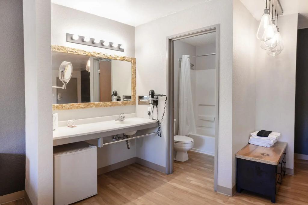 hotel image 11