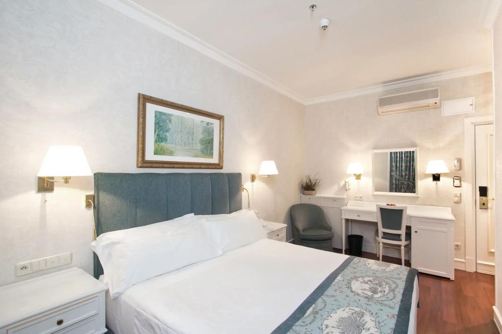 hotel image 12
