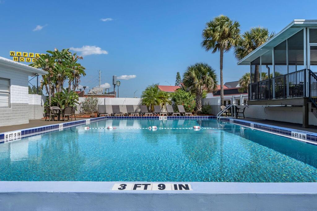 hotel image 12