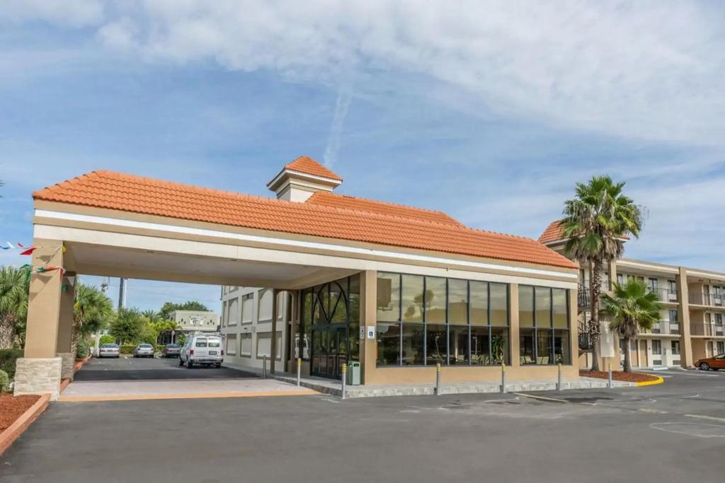 hotel image 12