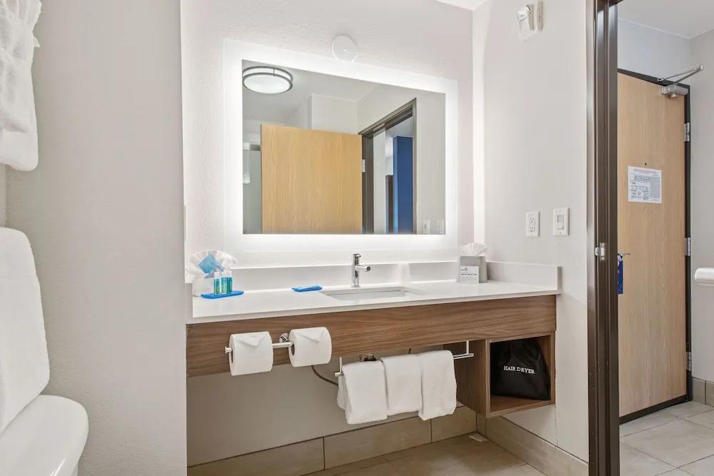 hotel image 8
