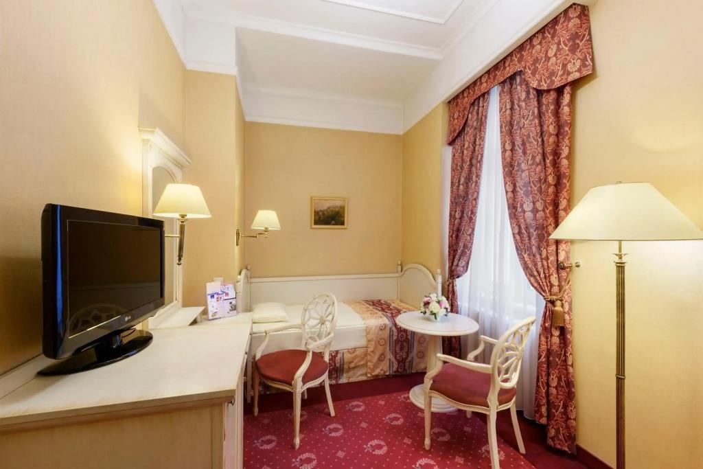 hotel image 9