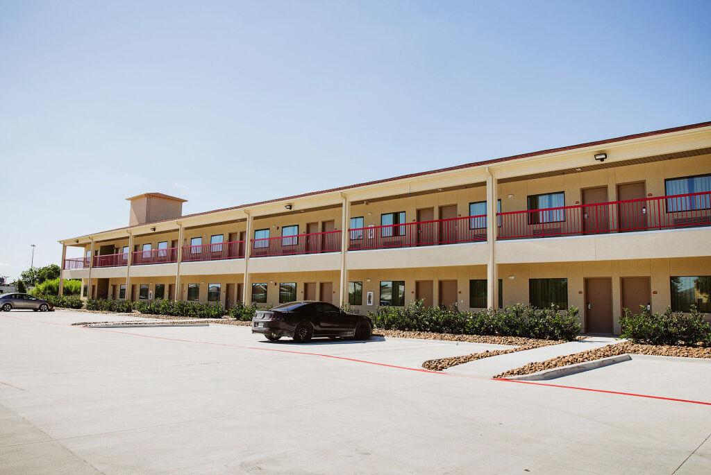 hotel image 12
