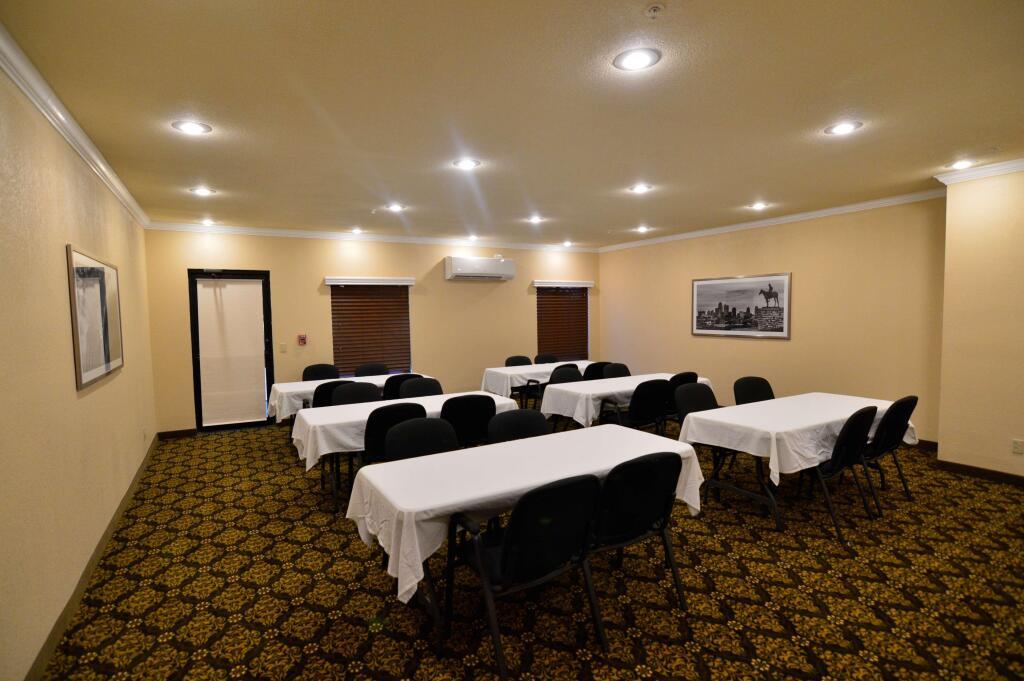 hotel image 39