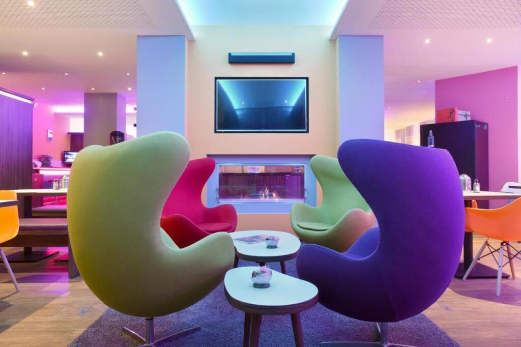 hotel image 12