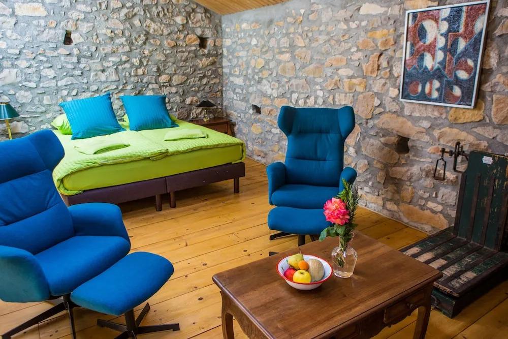 hotel image 11