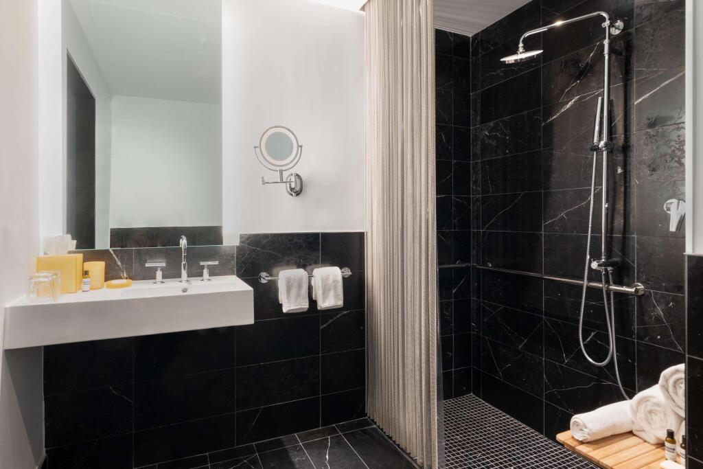 hotel image 7