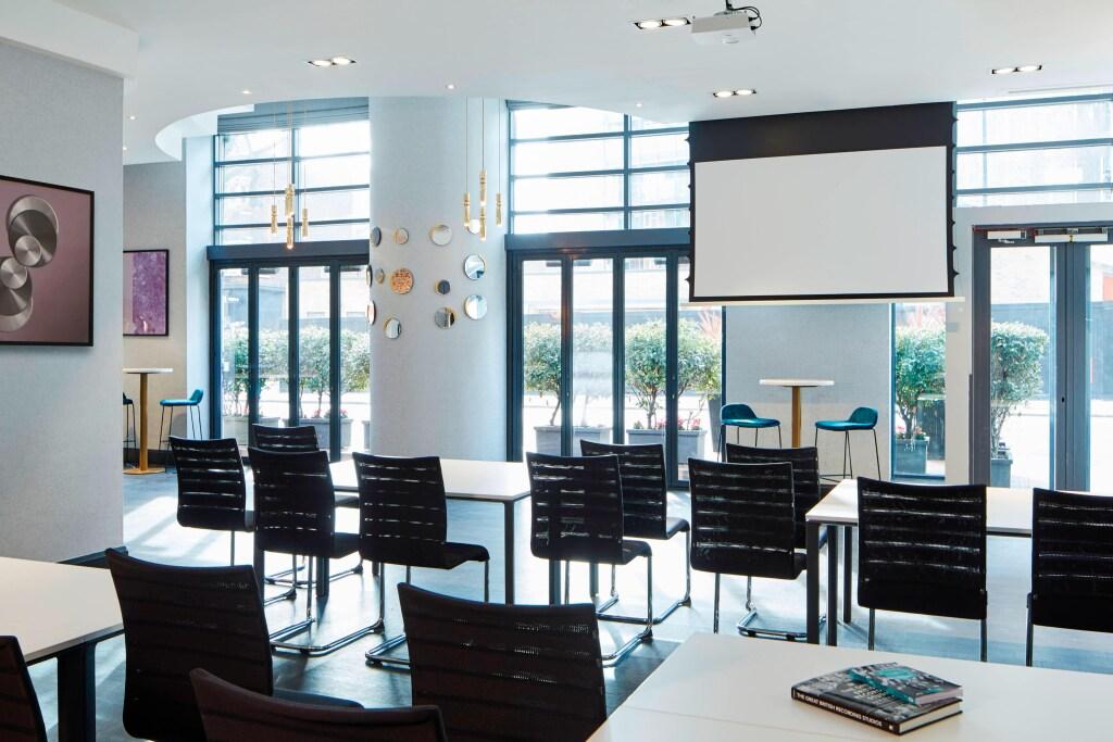 hotel image 11