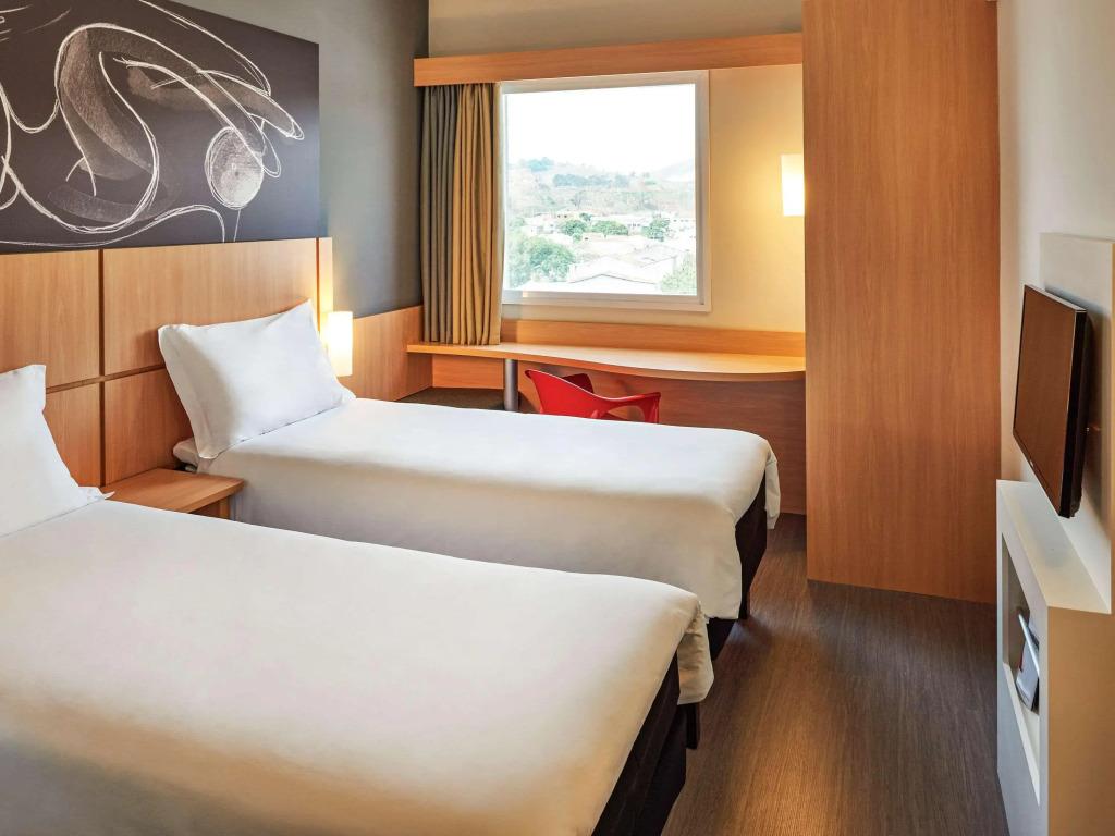 hotel image 13